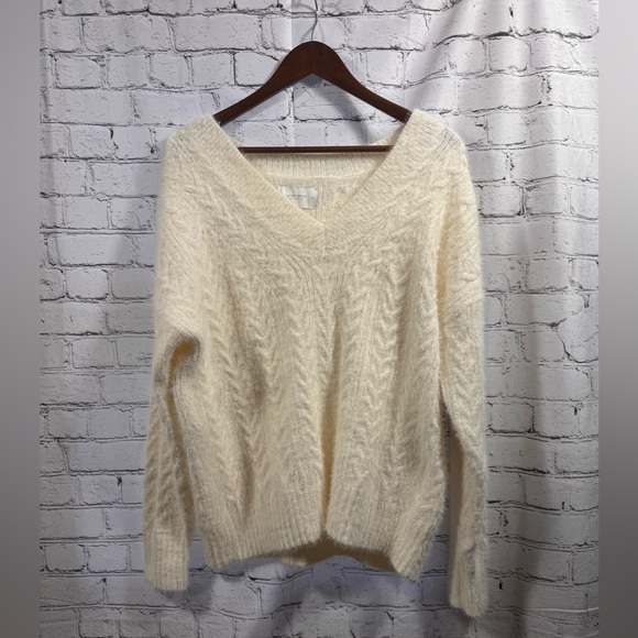NWT Lucky Brand Cable Knit Eyelash Sweater - Picture 2 of 7
